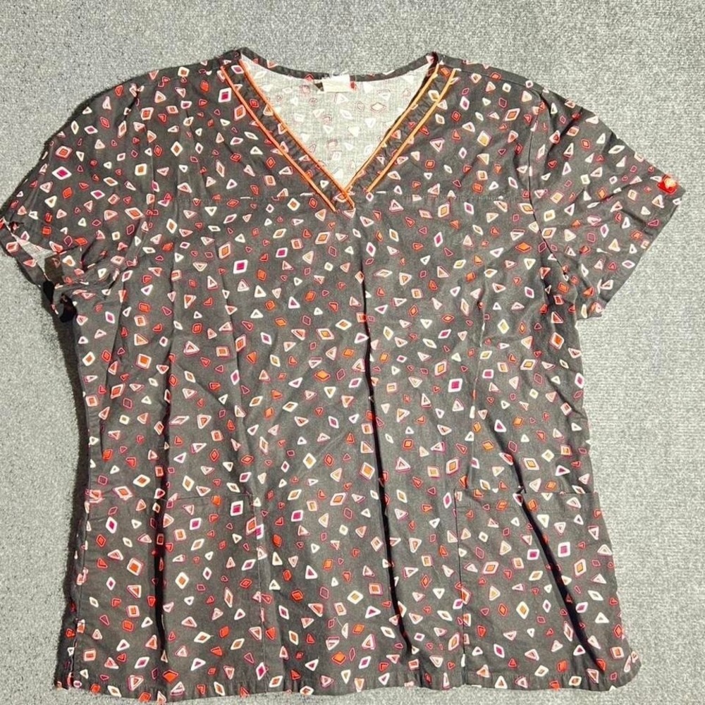 Dickies Scrub Top 2XL Black Geometric Diamond Print V-Neck Cotton‎ 84724C WHAN